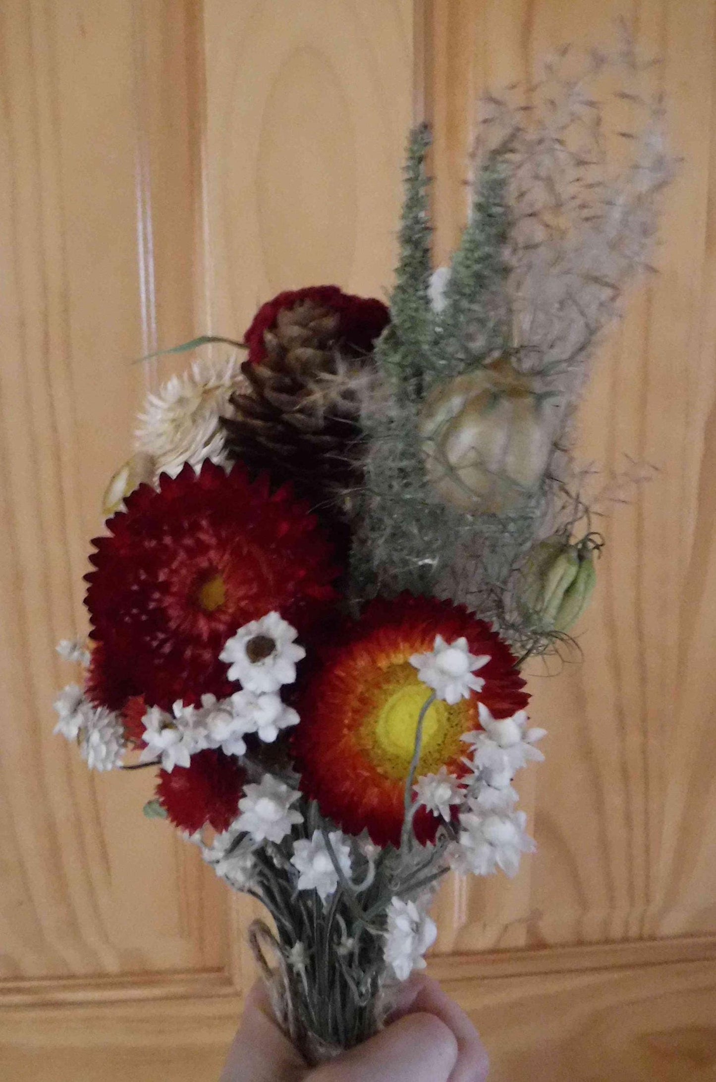 Winter Dried Flower Arrangement, Winter Dried Flower Bouquet, Christmas Dried Flower Arrangement, Christmas Dried Flower Bouquet, Xmas Decor